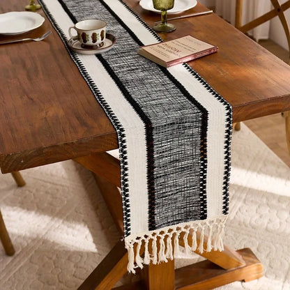 Nordic Boho Striped Green Table Runner - Hand - Woven Tassels, Ideal for Spring Tables, Round Coffee Tables & Rustic Home Decor